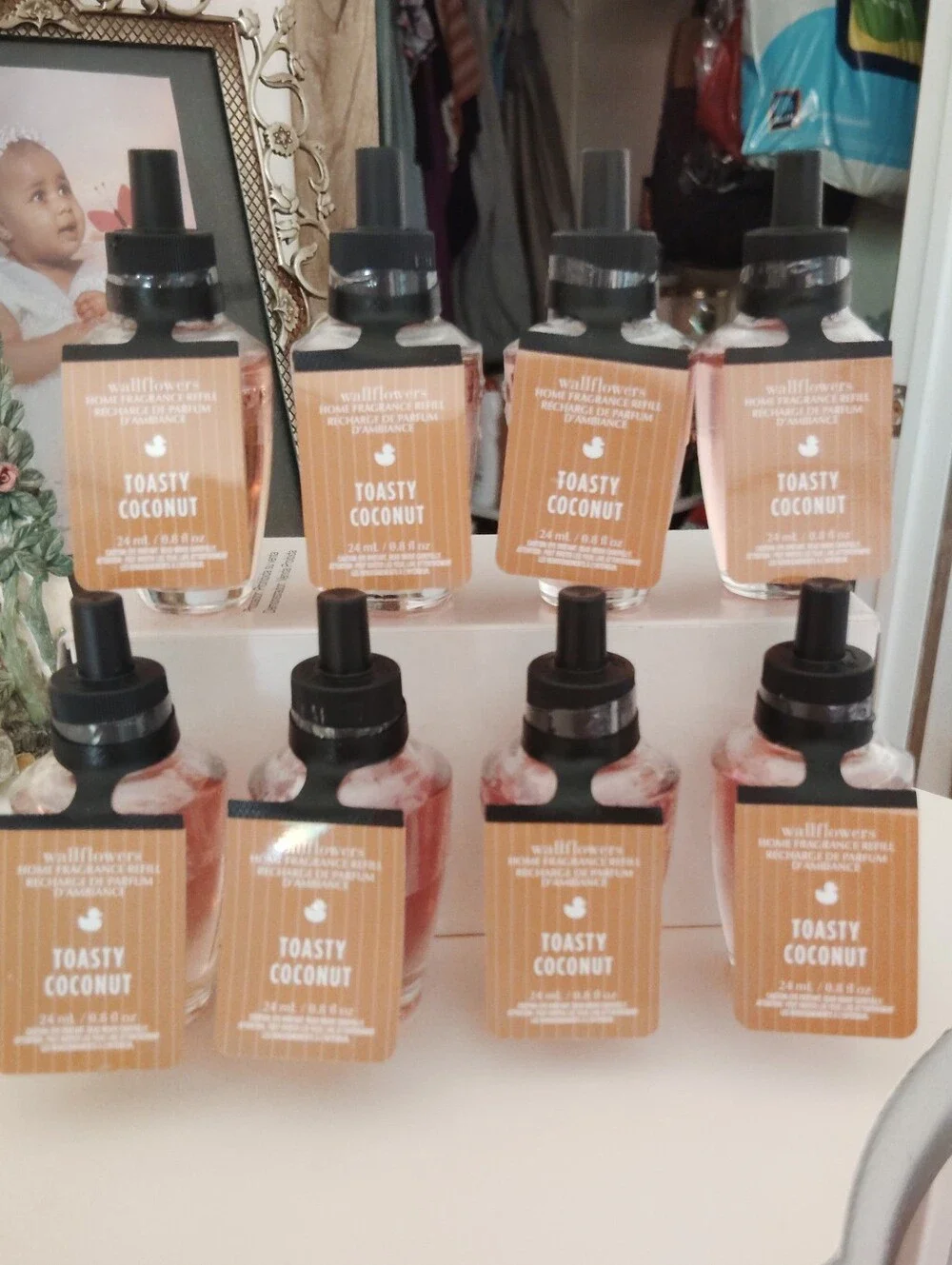 New 8 PC Bath & Body Works Wallflower Refill Bulbs Toasty Coconut Home Fragrance